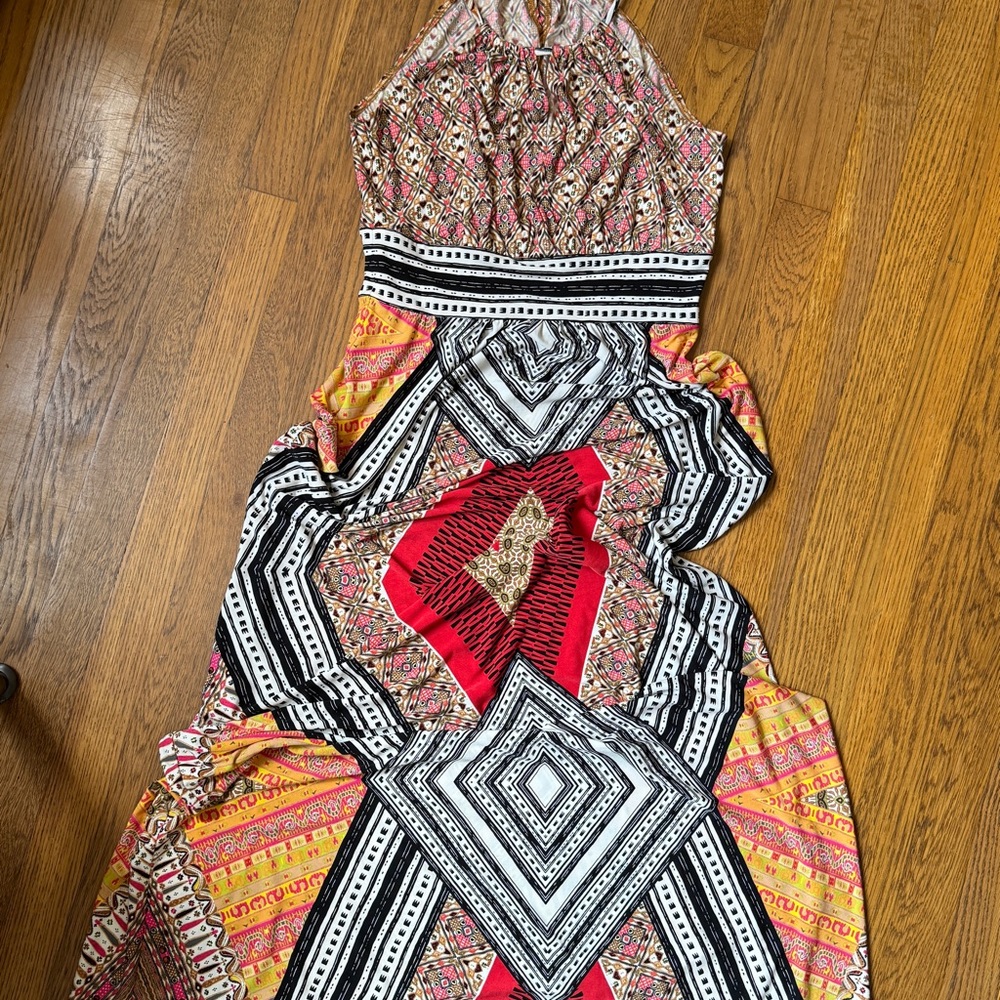 London times size 8, polyester